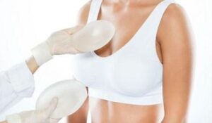 augmentation mammaire confiance en soi